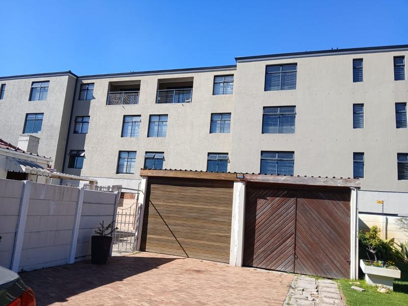 3 Bedroom Property for Sale in Plumstead Western Cape